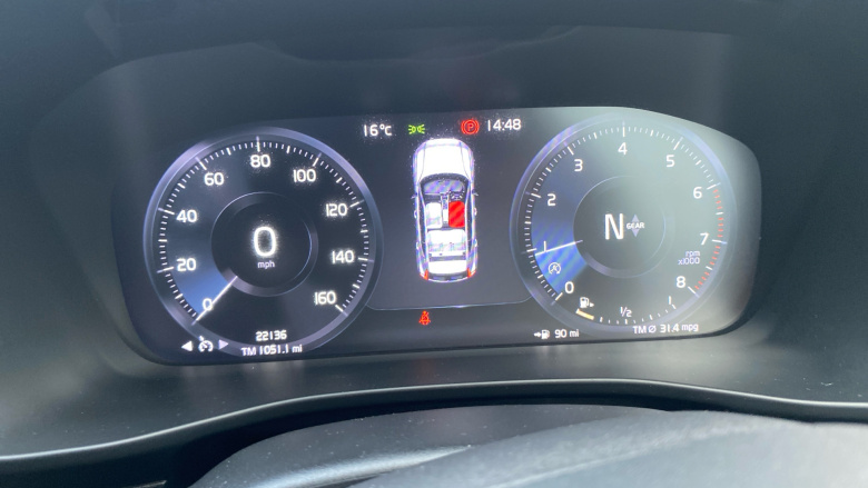 Volvo Xc40 1.5 T3 [163] R DESIGN 5dr Petrol Estate